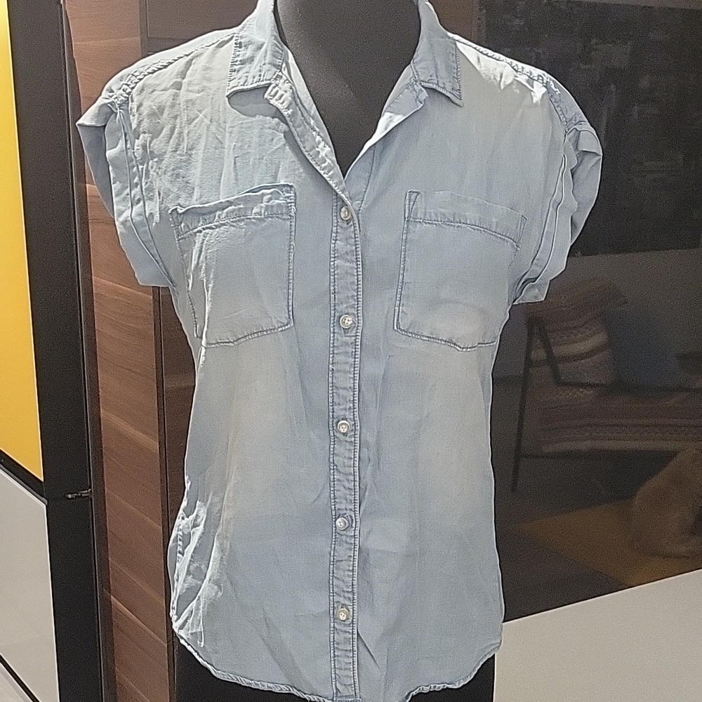 Blue Cuffed Sleeve Button Down Shirt with Notched Collar